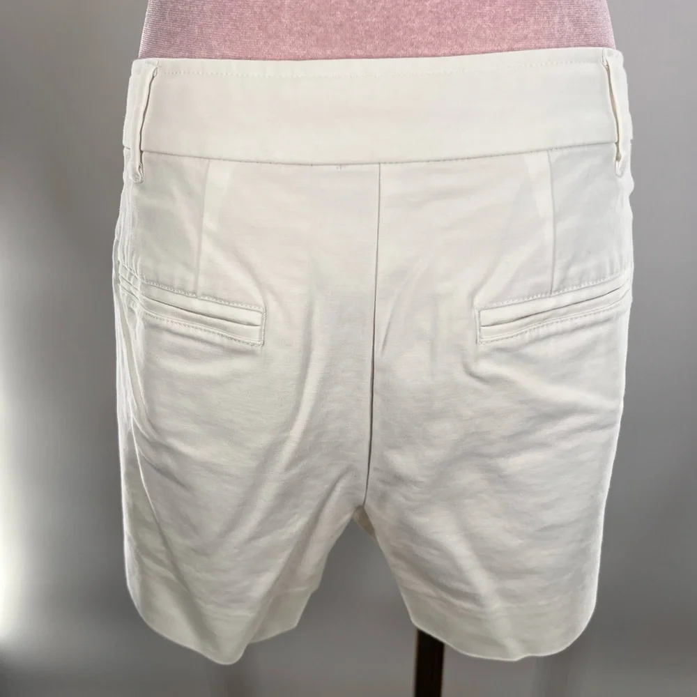 EUC Boden White Chino Shorts - Picture 7 of 10